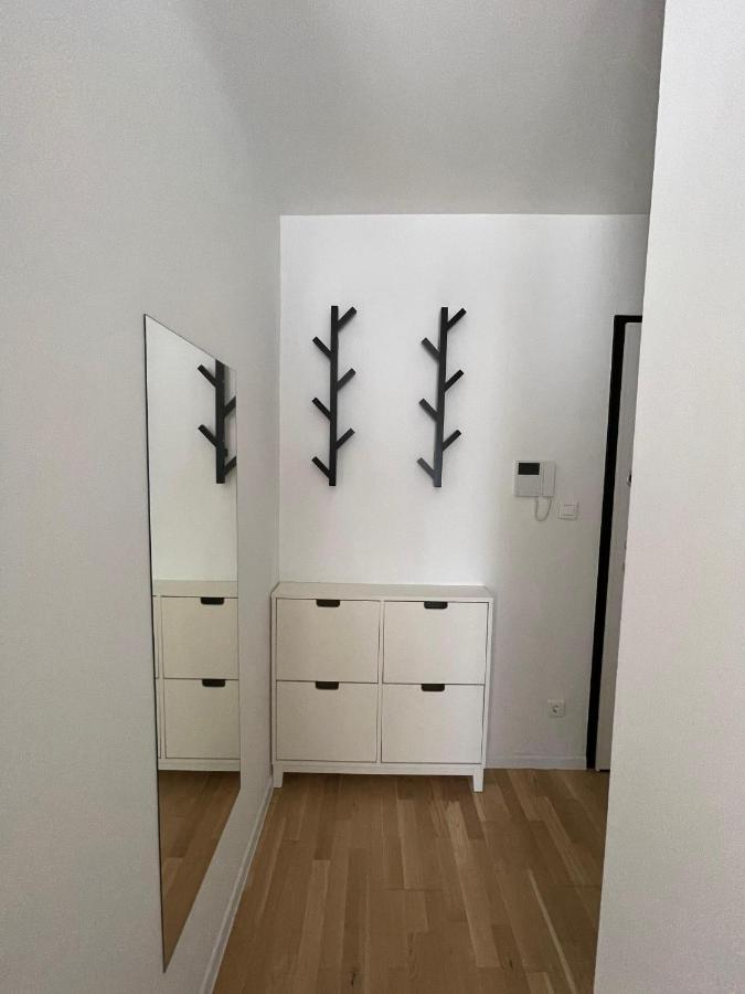 Lucky Place Apartment - Free Private Parking Apartment Zagreb