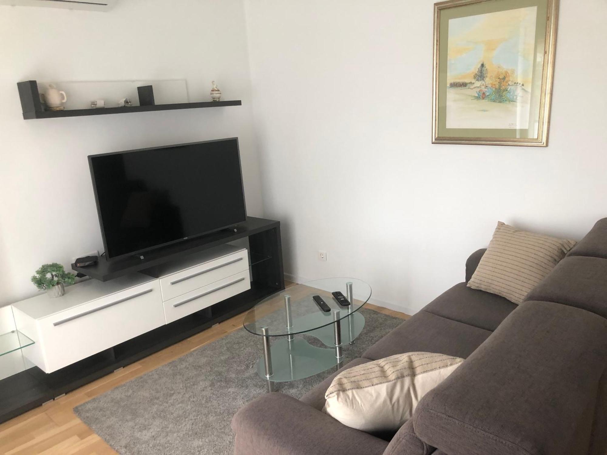 Lucky Place Apartment - Free Private Parking Apartment Zagreb