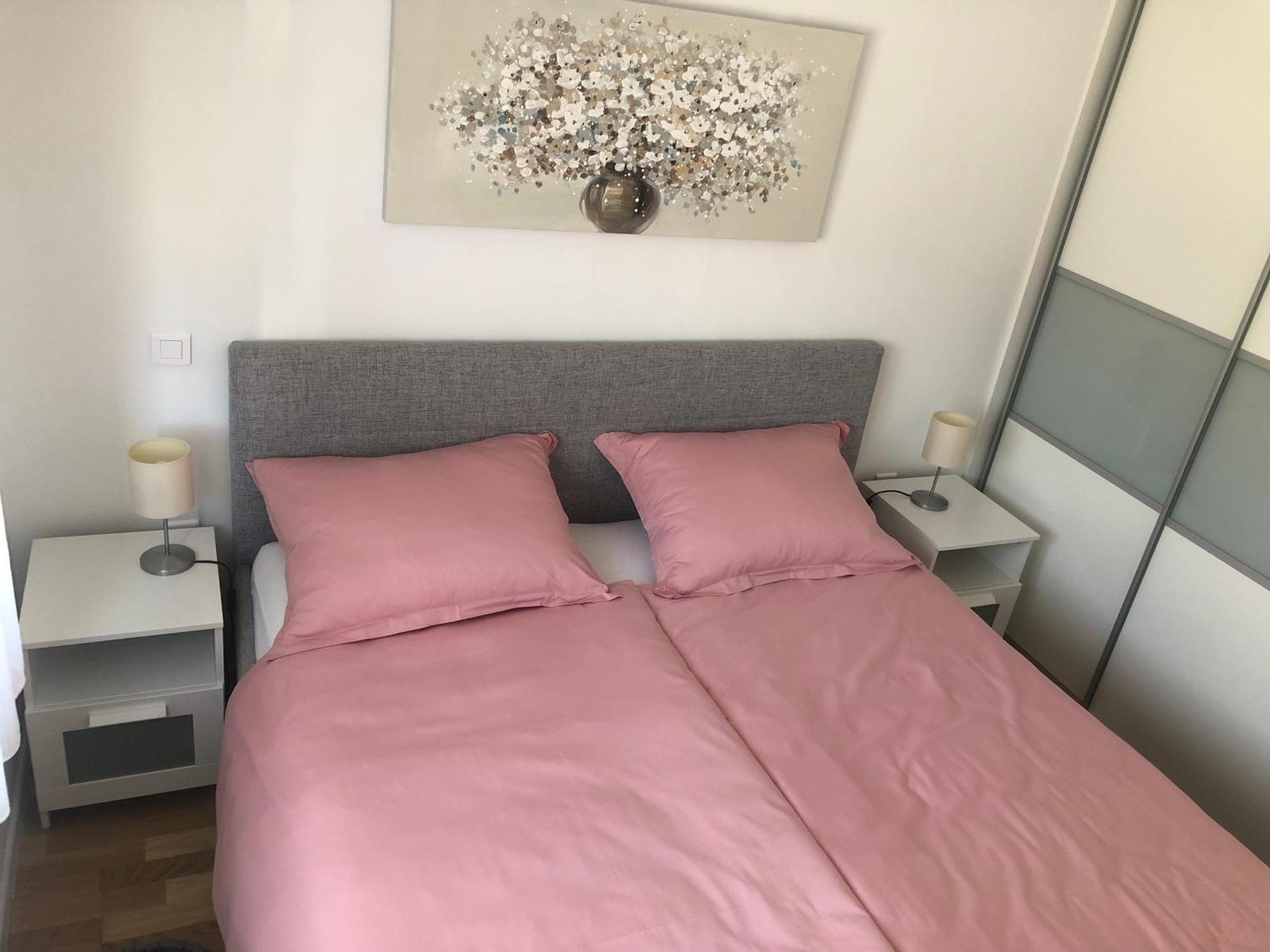 Apartment Lucky Place Apartment - Free Private Parking *